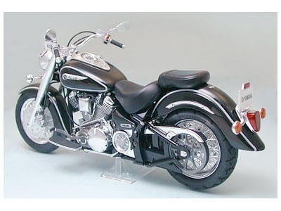 Yamaha XV 1600 Road Star 14080 Tamiya