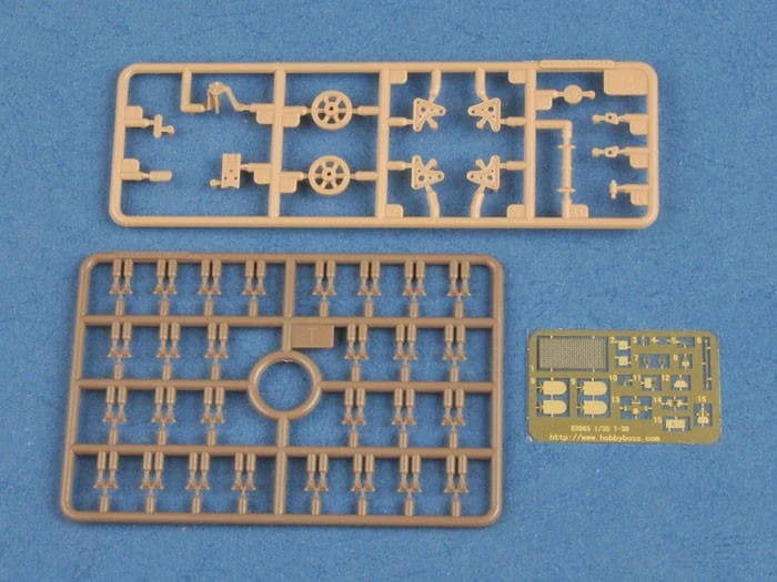  Czołg T-38 83865 Hobby Boss