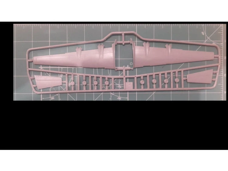 Samolot pasażerski Ilyushin Ił-18D 1440002 Bigmodel