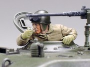 Czołg M4A3E8 Sherman Easy Eight 32595 Tamiya
