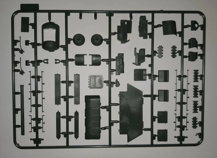 Czołg Panzerkampfwagen T-34-747(r) 35370 ICM