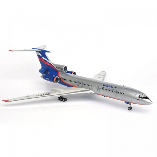 Samolot Tupolew Tu-154M 7004 Zvezda