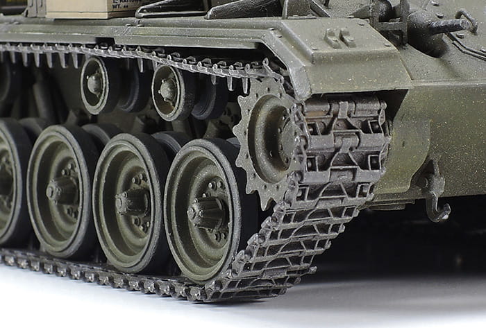 Czołg M24 Chaffee 37020 Tamiya