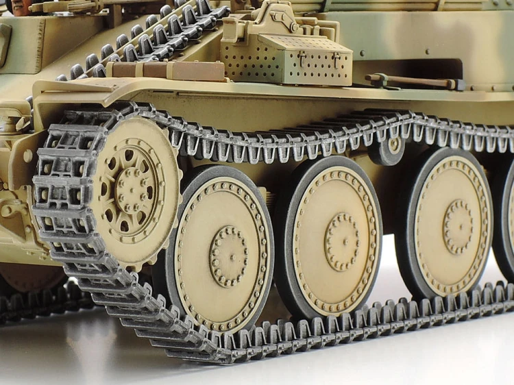 Niszczyciel czołgów Marder III Sd.Kfz.138 Ausf.M Normandy Front 35364 Tamiya