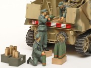 Działo Sd.Kfz.165 Hummel Late 35367 Tamiya
