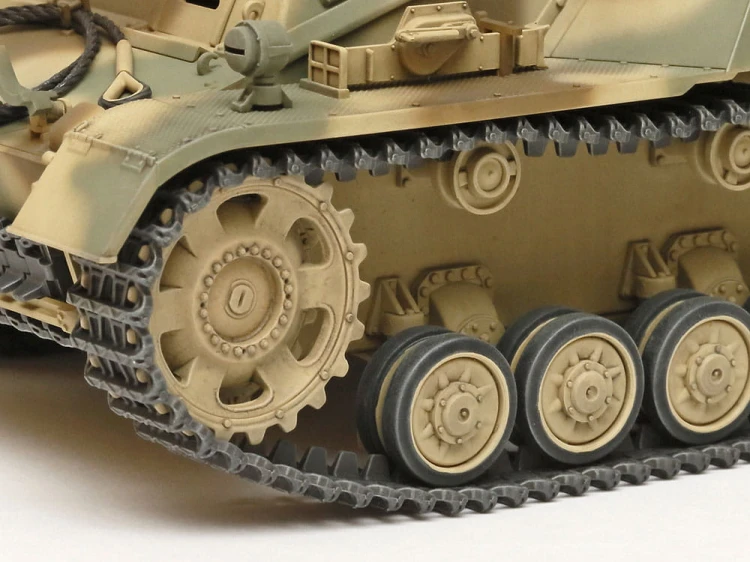 Działo Sd.Kfz.165 Hummel Late 35367 Tamiya
