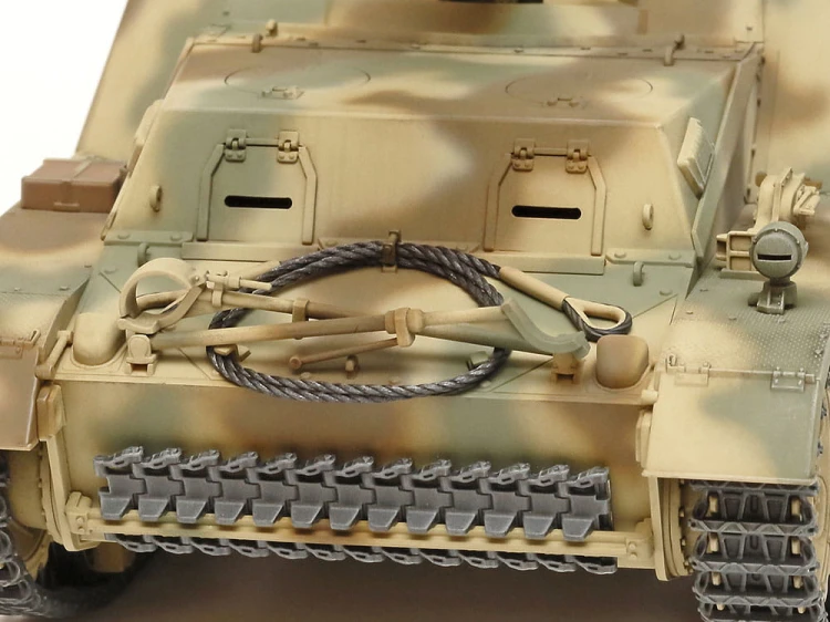 Działo Sd.Kfz.165 Hummel Late 35367 Tamiya