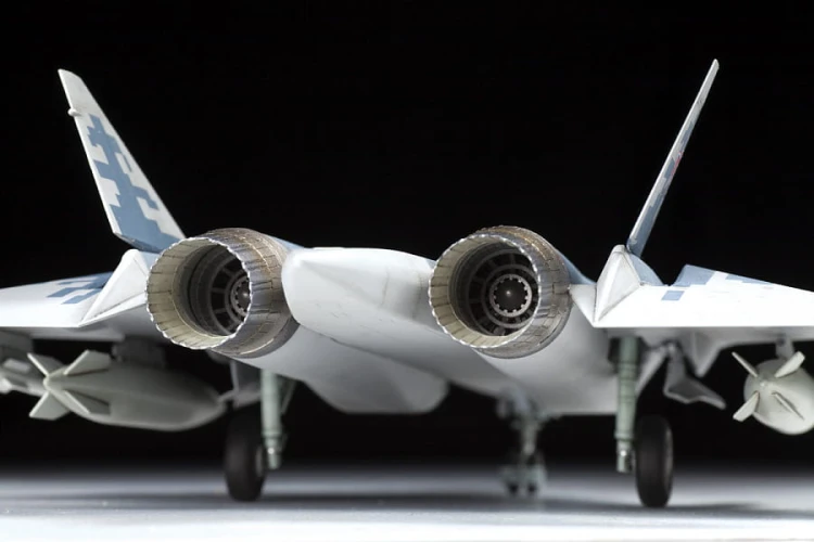 Samolot Sukhoi Su-57 (T-50) 7319 Zvezda