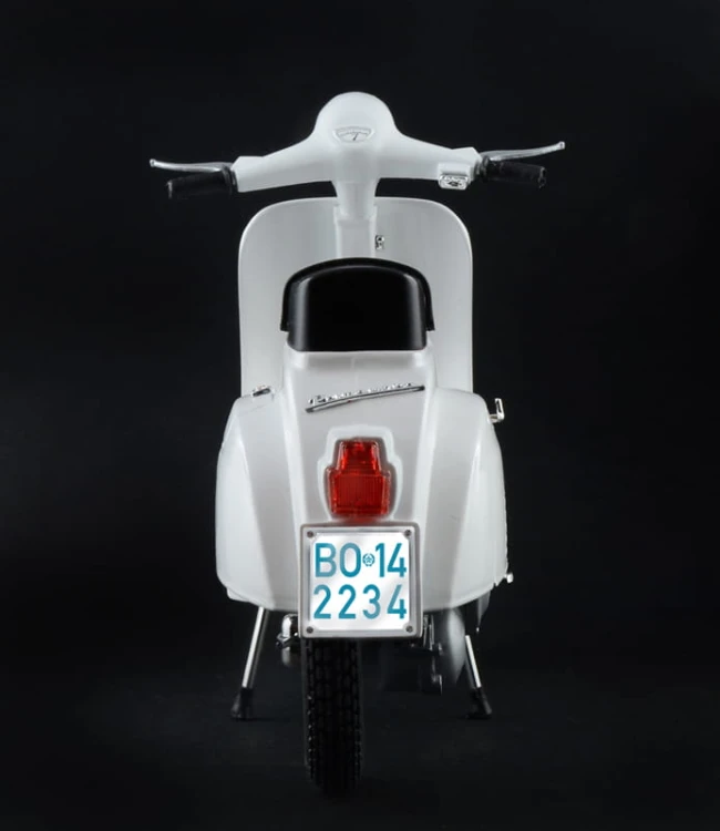 Vespa 125 Primavera 4633 Italeri