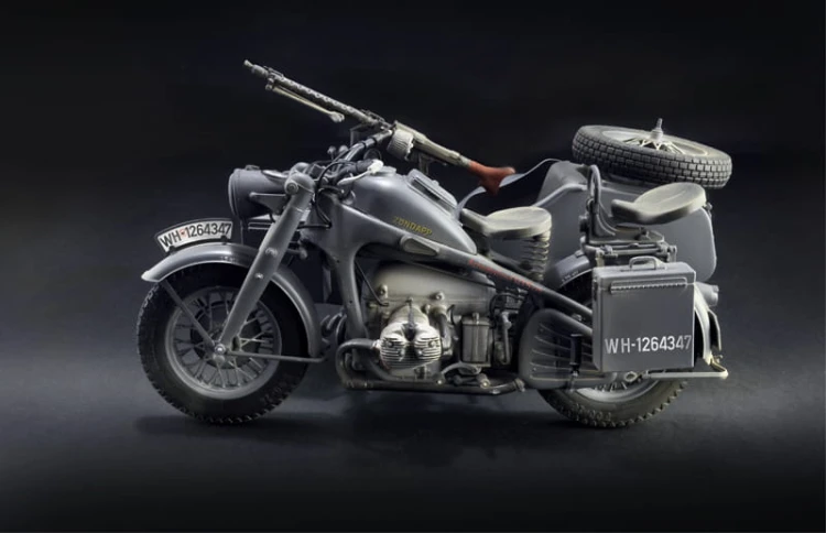 Motocykl Zundapp KS 750 z wózkiem 7406 Italeri