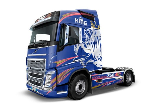 Volvo FH4 Globetrotter Medium Roof 3942 Italeri