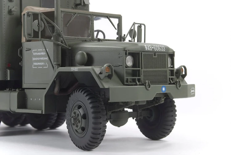 Ciężarówka wojskowa M-109A3/M-185A3 AF35304 AFV