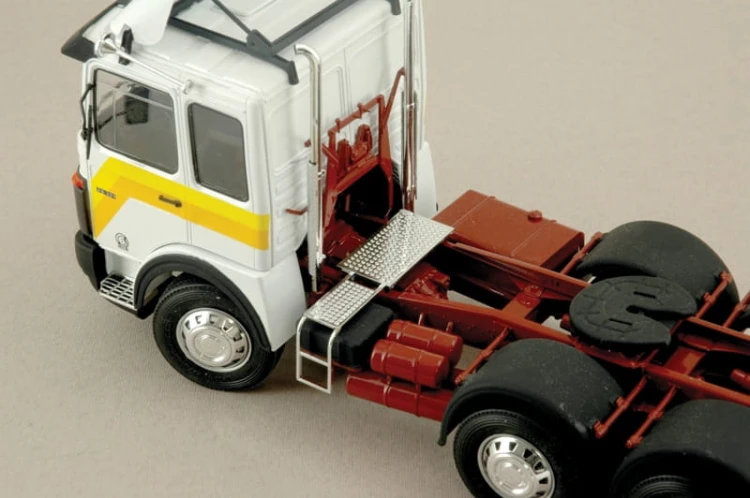 MAN 26.321 Formel Six 0756 Italeri