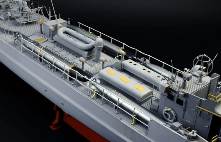 Okręt torpedowy Schnellboot Typ S-38 5620 Italeri