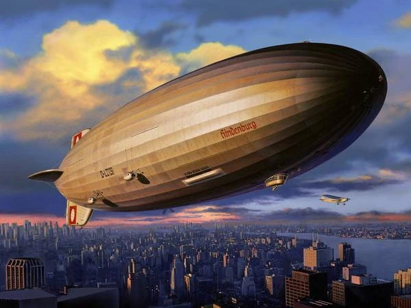 Sterowiec pasażerski LZ 129 Hindenburg 04802 Revell
