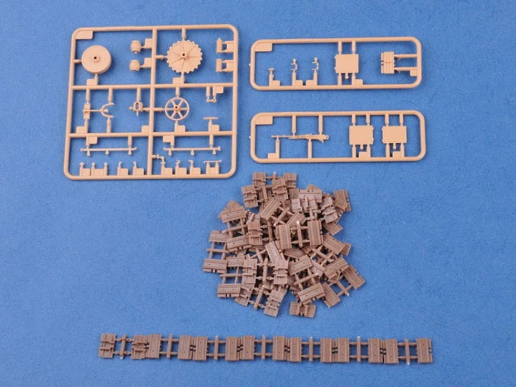Czołg St. Chamond M16 Saint-Chamond 83859 Hobby Boss