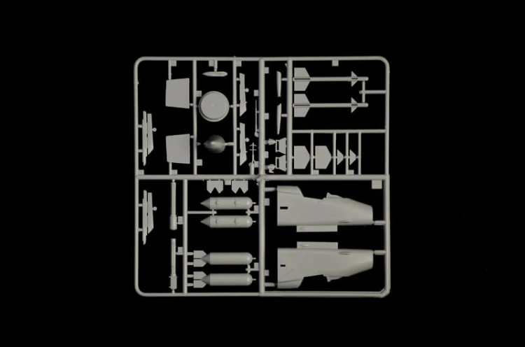 Samolot Mikoyan MiG-23MF/BN 2798 Italeri