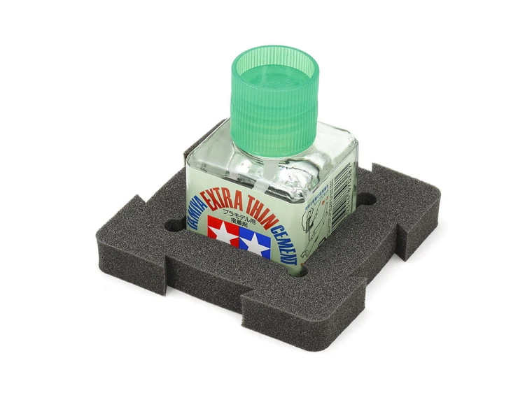 Uchwyt kwadratowy na butelkę 40ml 87202 Tamiya