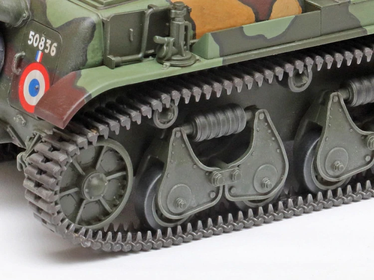Czołg Renault R-35 35373 Tamiya