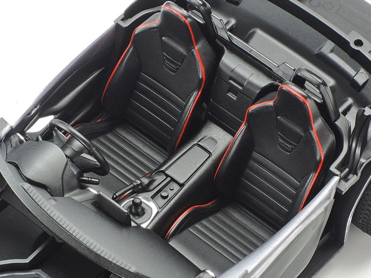 Mazda MX-5 Roadster RF 24353 Tamiya