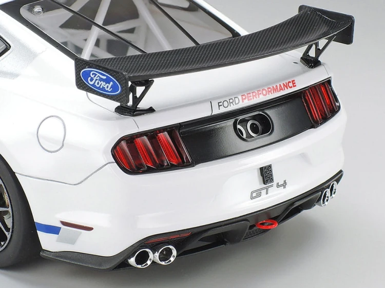 Ford Mustang GT4 24354 Tamiya