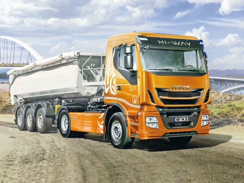 Iveco Stralis Hi-Way 480 E5 Low Roof 3928 Italeri