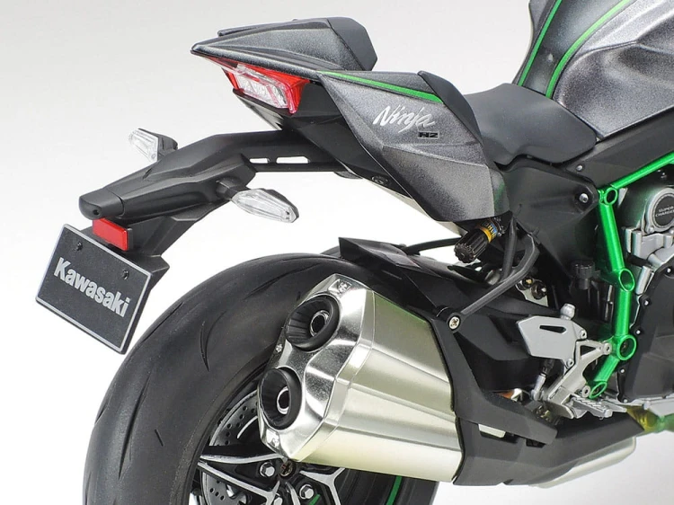 Kawasaki Ninja H2 Carbon 14136 Tamiya