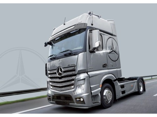 Mercedes Benz Actros MP4 3905 Italeri
