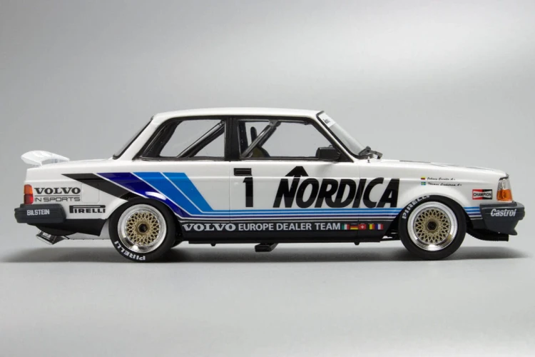 Volvo 240 Turbo '86 24013 NuNu Hobby