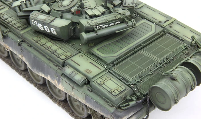Czołg T-72B3 TS-028 Meng