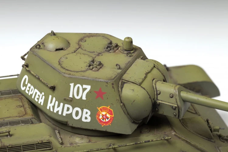Czołg T-34/76 model 1942 3686 Zvezda