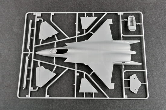 Samolot Shenyang J-31 Gyrfalcon 01666 Trumpeter
