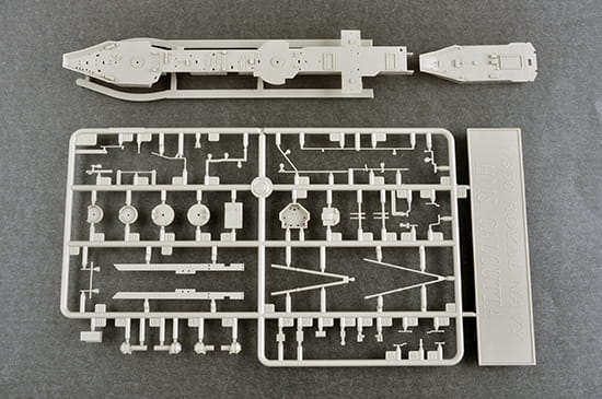 Okręt krążownik HMS Calcutta 05362 Trumpeter