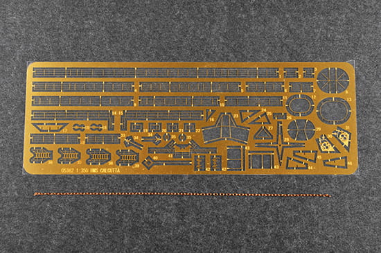 Okręt krążownik HMS Calcutta 05362 Trumpeter