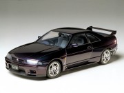 Nissan Skyline GT-R V-Spec R33 24145 Tamiya