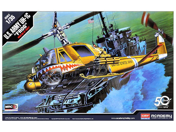 Śmigłowiec Bell UH-1C Huey Frog 12112 Academy
