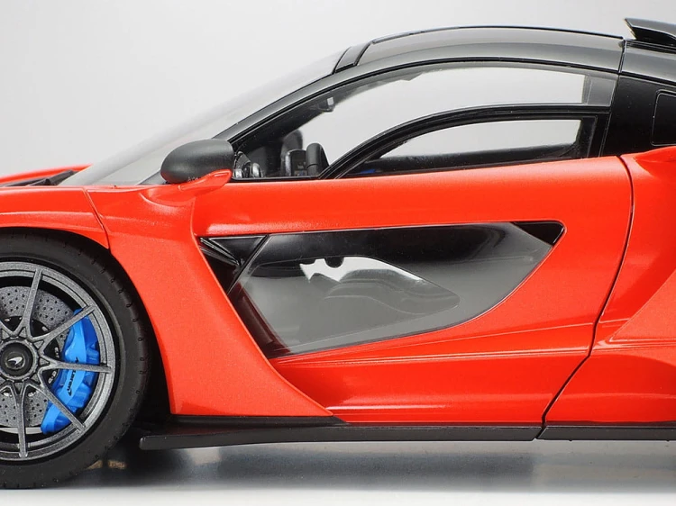 McLaren Senna 24355 Tamiya