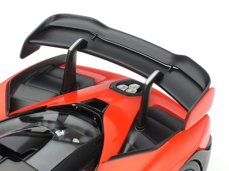 McLaren Senna 24355 Tamiya