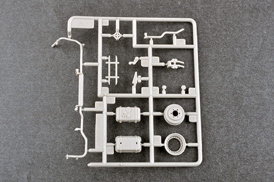 Wyrzutnia Katiusza 2B7 BM-13NM 01075 Trumpeter
