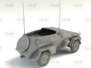 Wóz dowodzenia Sd.Kfz.247 Ausf.B z załogą 35111 ICM