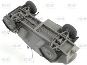 Wóz dowodzenia Sd.Kfz.247 Ausf.B z załogą 35111 ICM