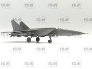 Samolot MiG-25PD Mikoyan 72177 ICM