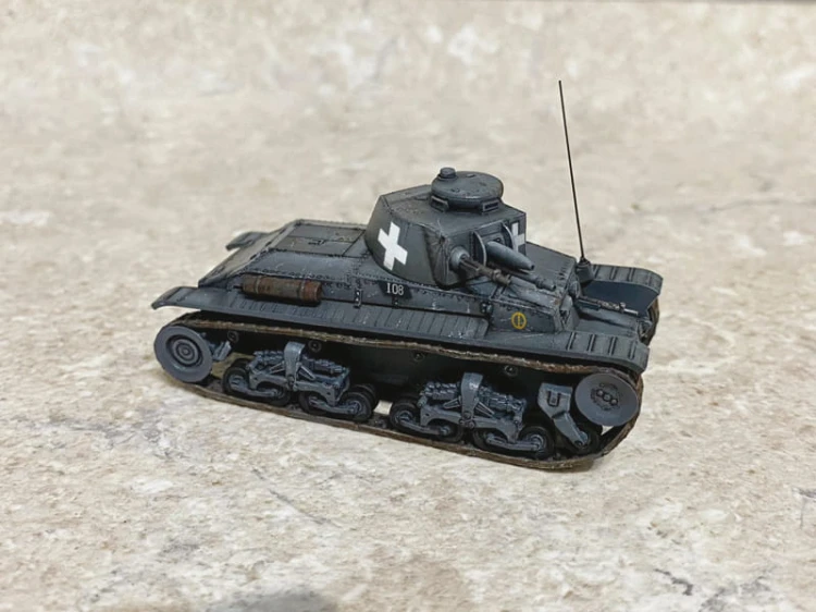 Czołg PzKpfw 35(t) 7084 Italeri