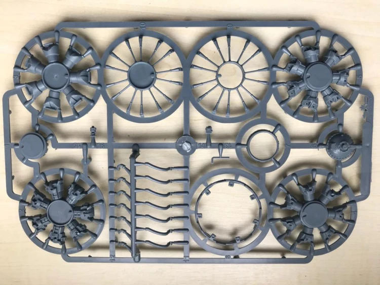 Samolot Curtiss SB2C-4 Helldiver 3201 Infinity Models