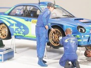 Mechanicy rajdowi Subaru Peugeot 24266 Tamiya
