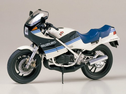 Suzuki RG250 Gamma 14024 Tamiya