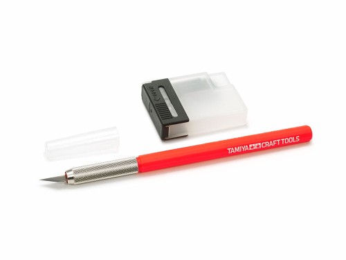 Nożyk modelarski (red) 25 ostrzy 69938 Tamiya
