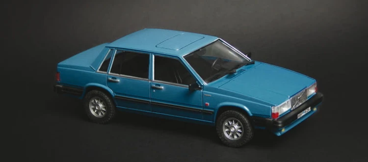 Volvo 760 GLE 3623 Italeri