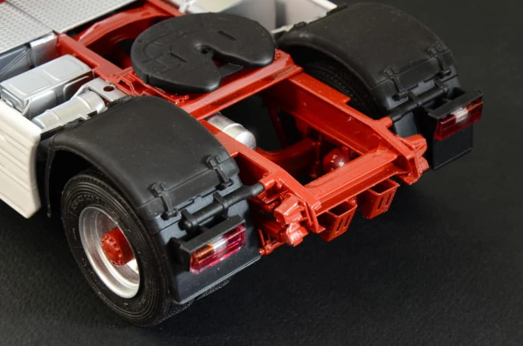 Iveco Turbostar 190.48 Special 3926 Italeri