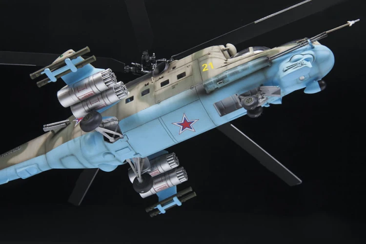 Śmigłowiec Mil Mi-24P 4812 Zvezda